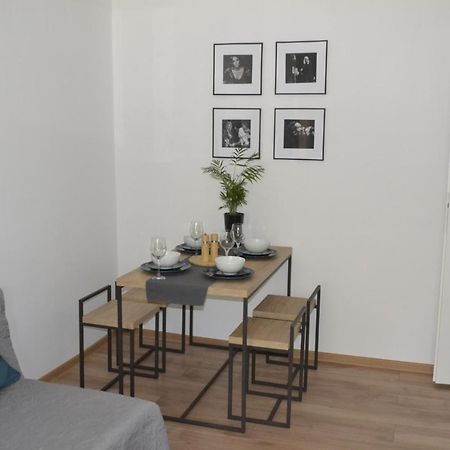 クラクフN17 Apartamentアパートメント エクステリア 写真