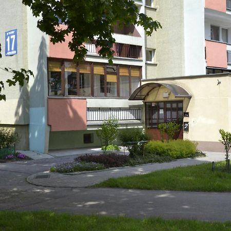 クラクフN17 Apartamentアパートメント エクステリア 写真