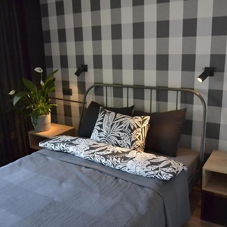 クラクフN17 Apartamentアパートメント エクステリア 写真
